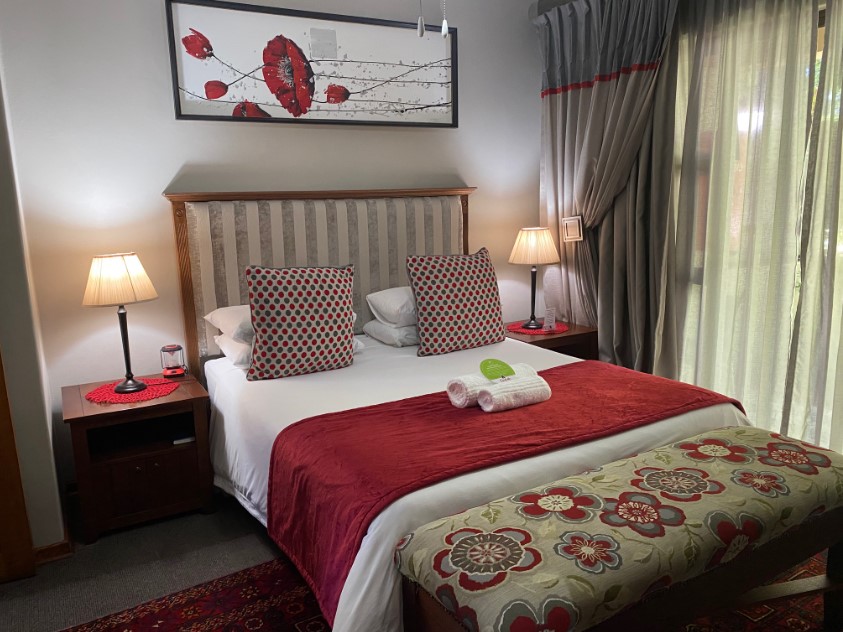 RED room at Castello Guest House