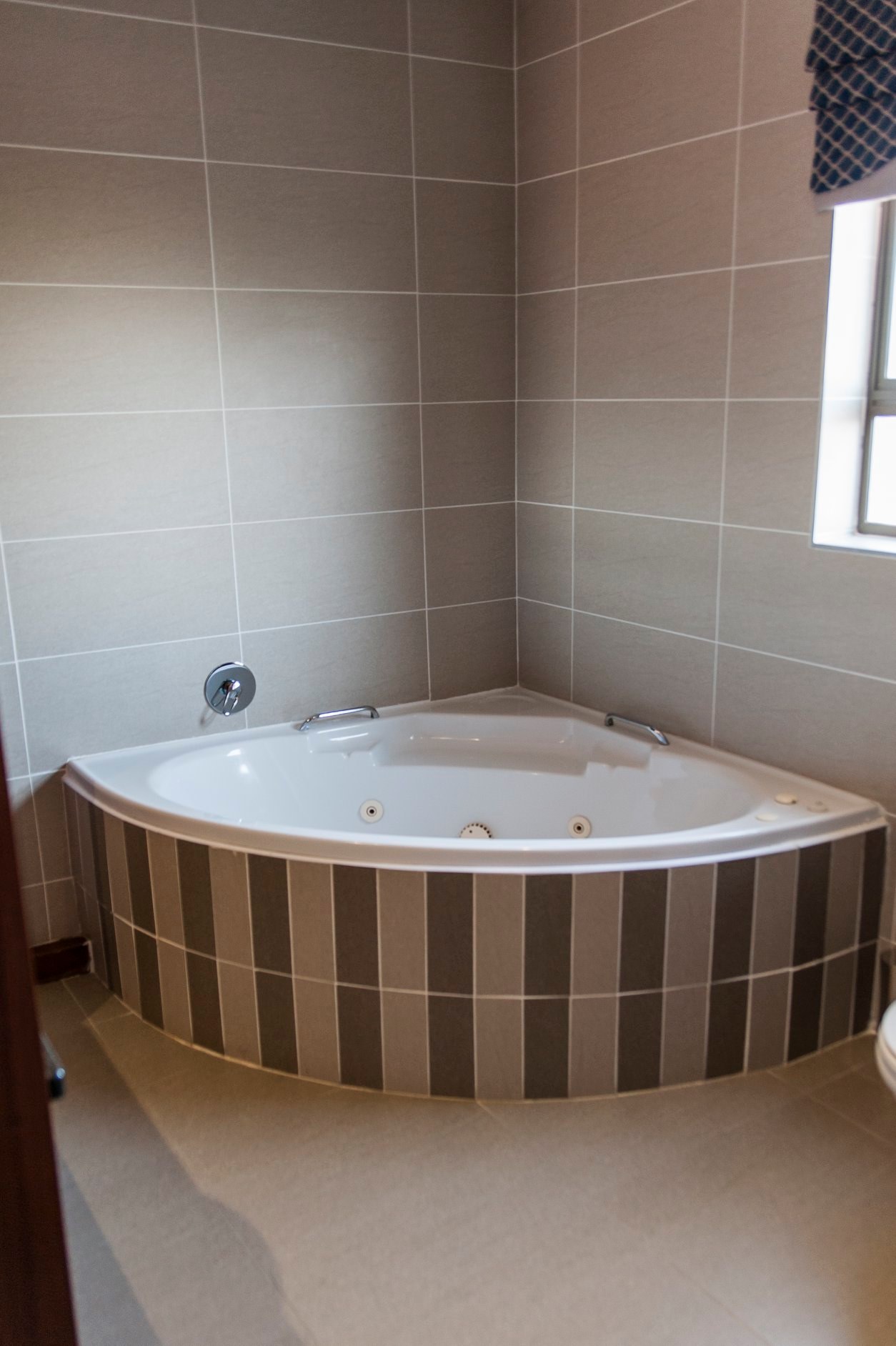 Jacuzzi bath.